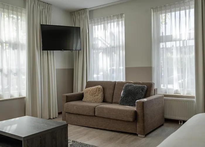 Het Hart Отель 3*