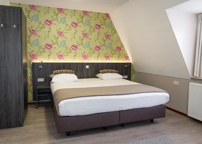 Het Hart Отель Весп